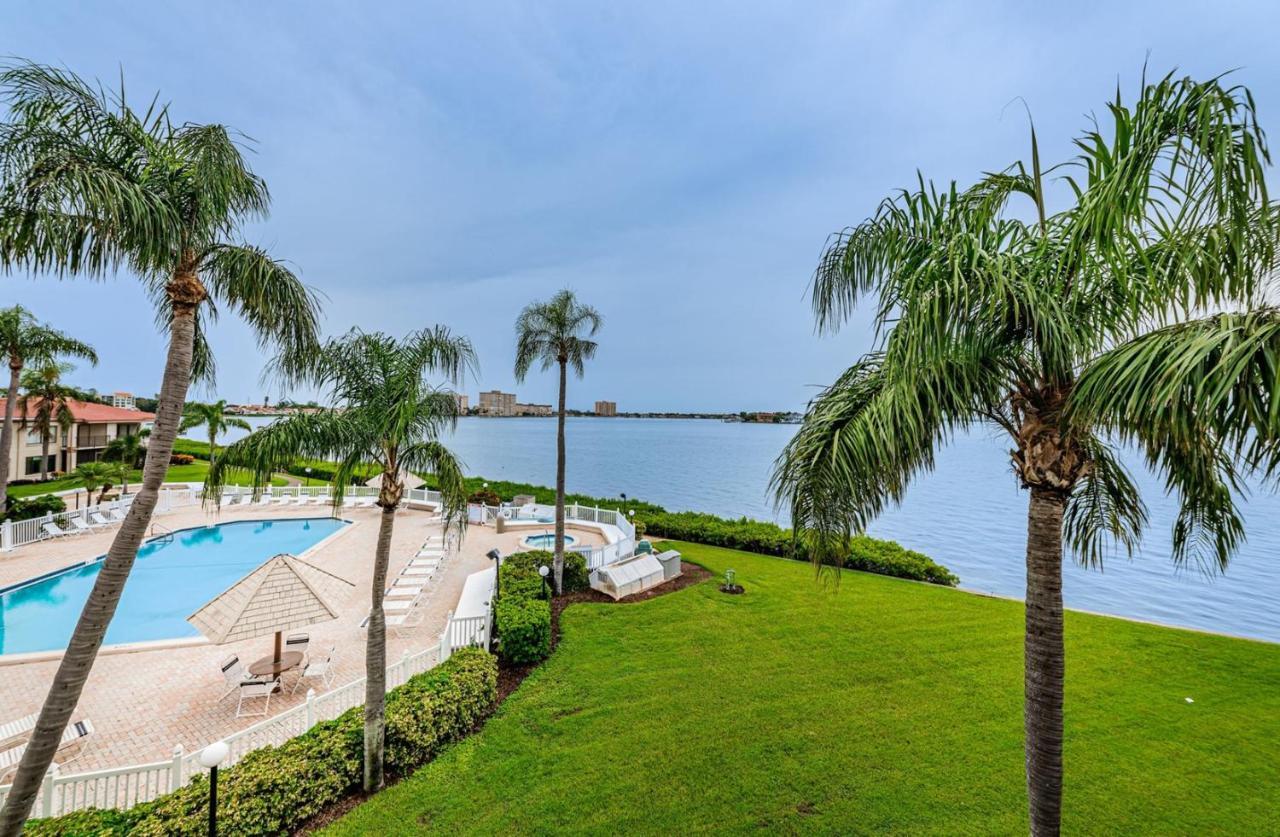 Palma Dont Worry Beach Happy On Isla Del Sol St. Petersburg Esterno foto